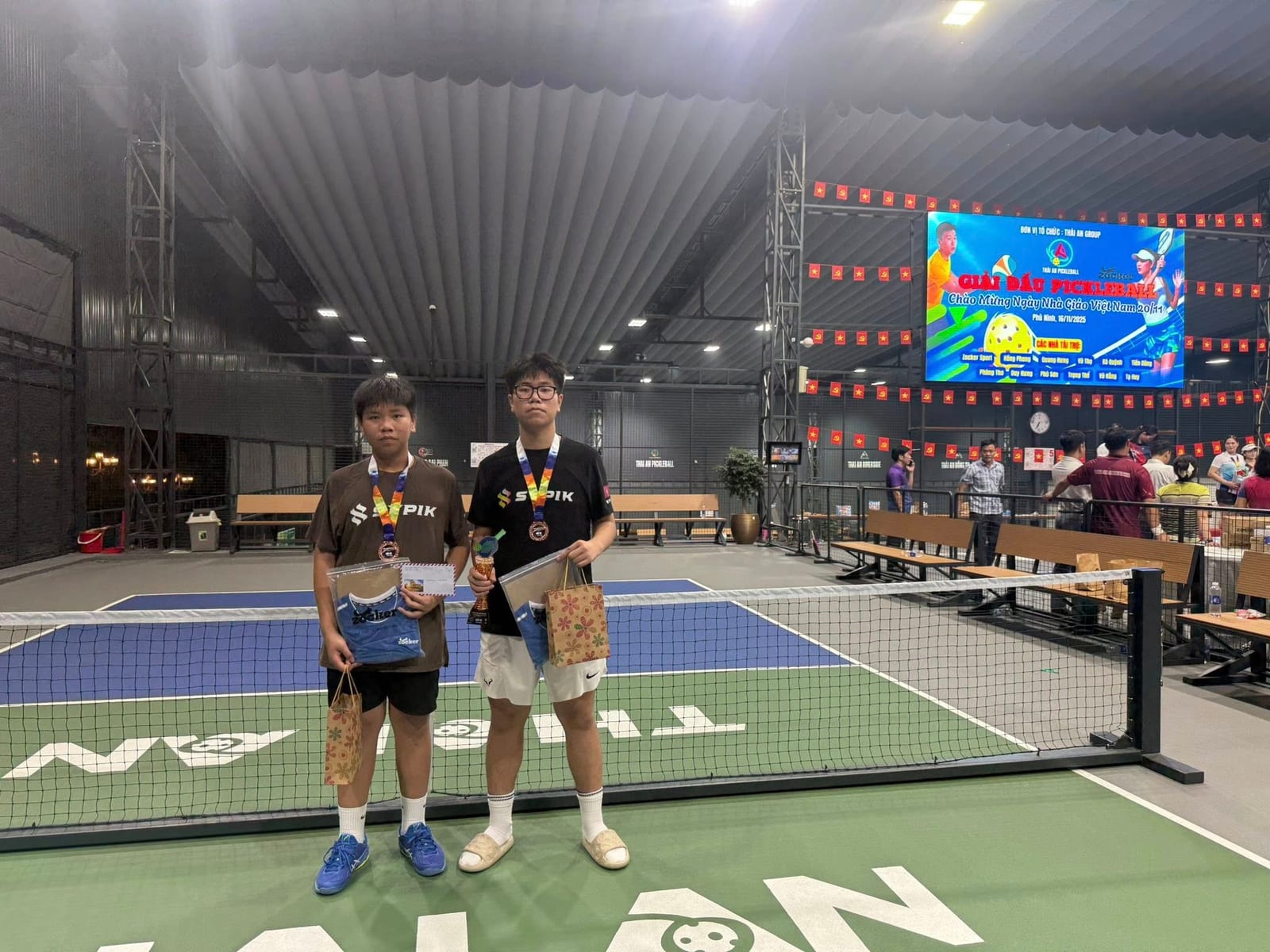 VĐV Sypik thi đấu pickleball
